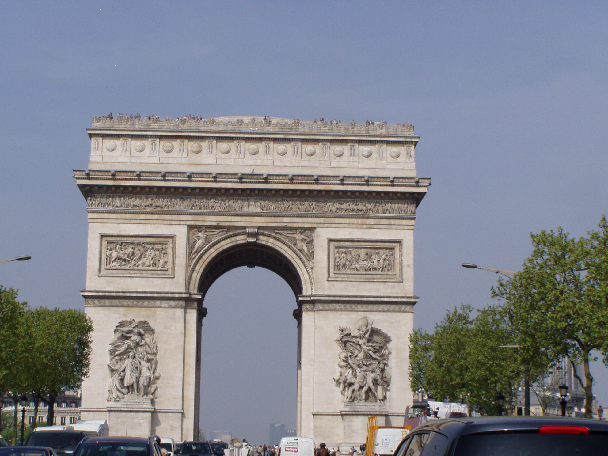Champ-Elysees-2