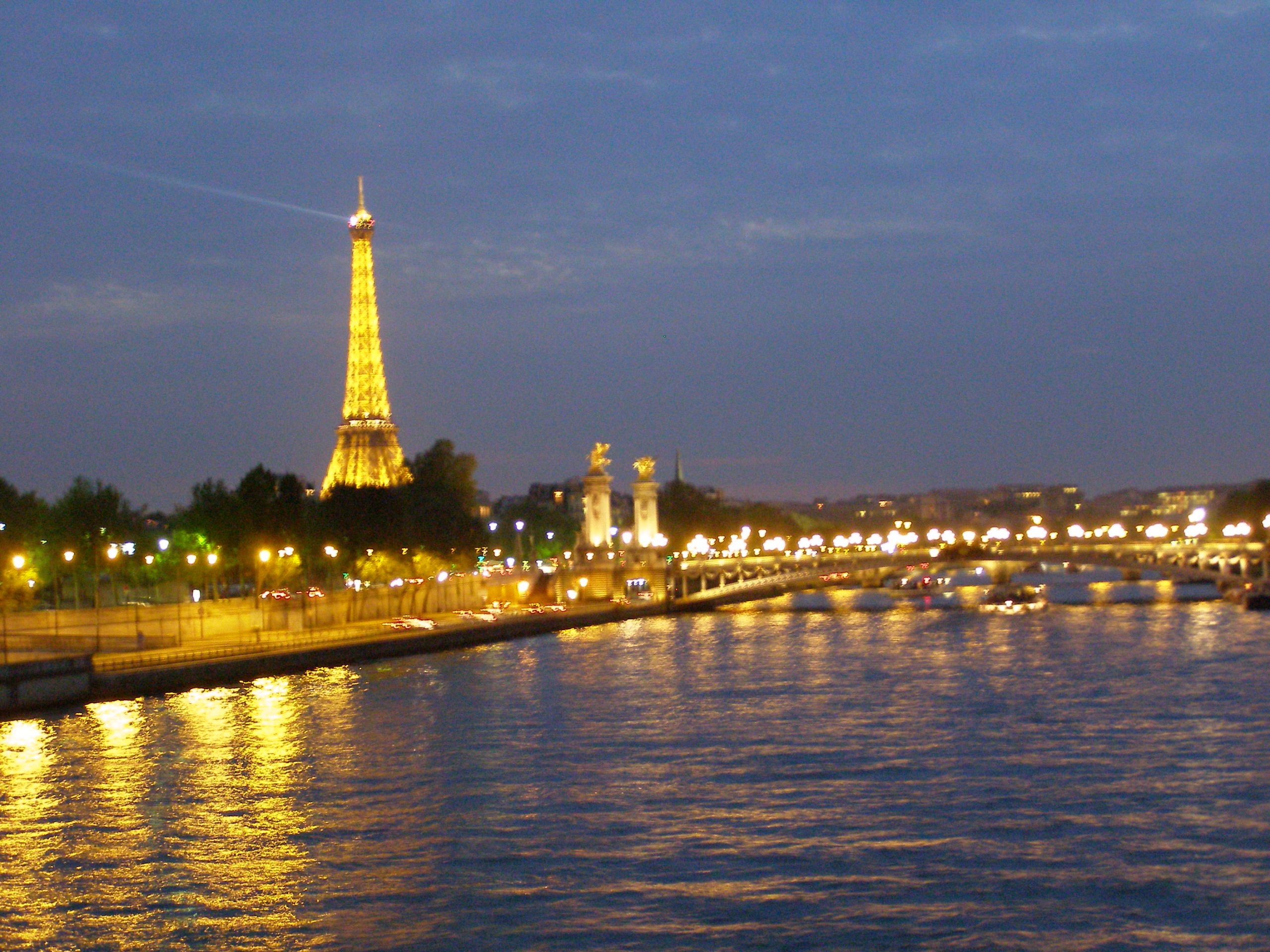 Night Paris